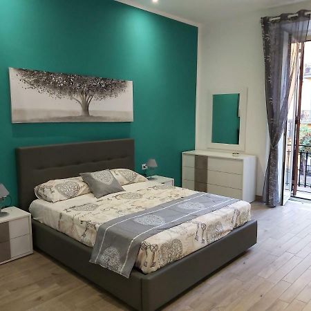 Dormire A Napoli Centro Holiday House Casa Vacanza Εξωτερικό φωτογραφία