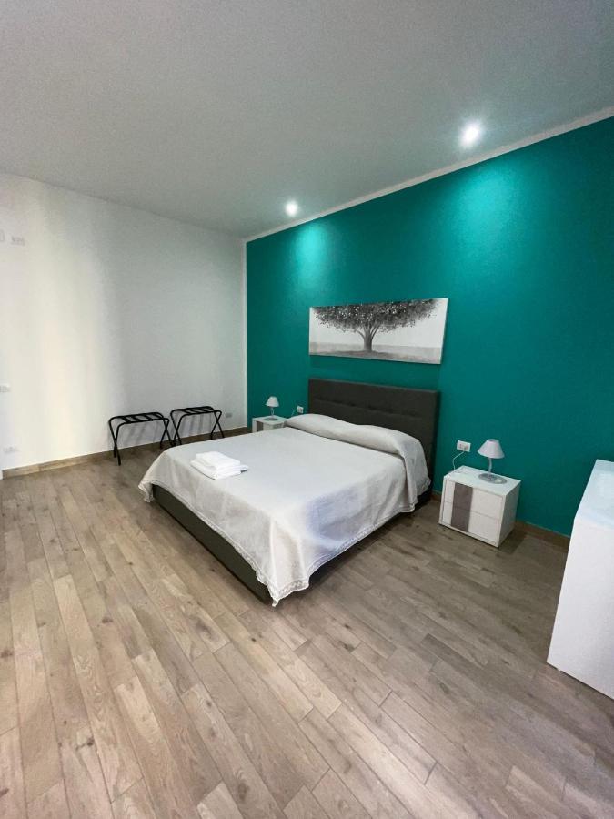 Dormire A Napoli Centro Holiday House Casa Vacanza Εξωτερικό φωτογραφία
